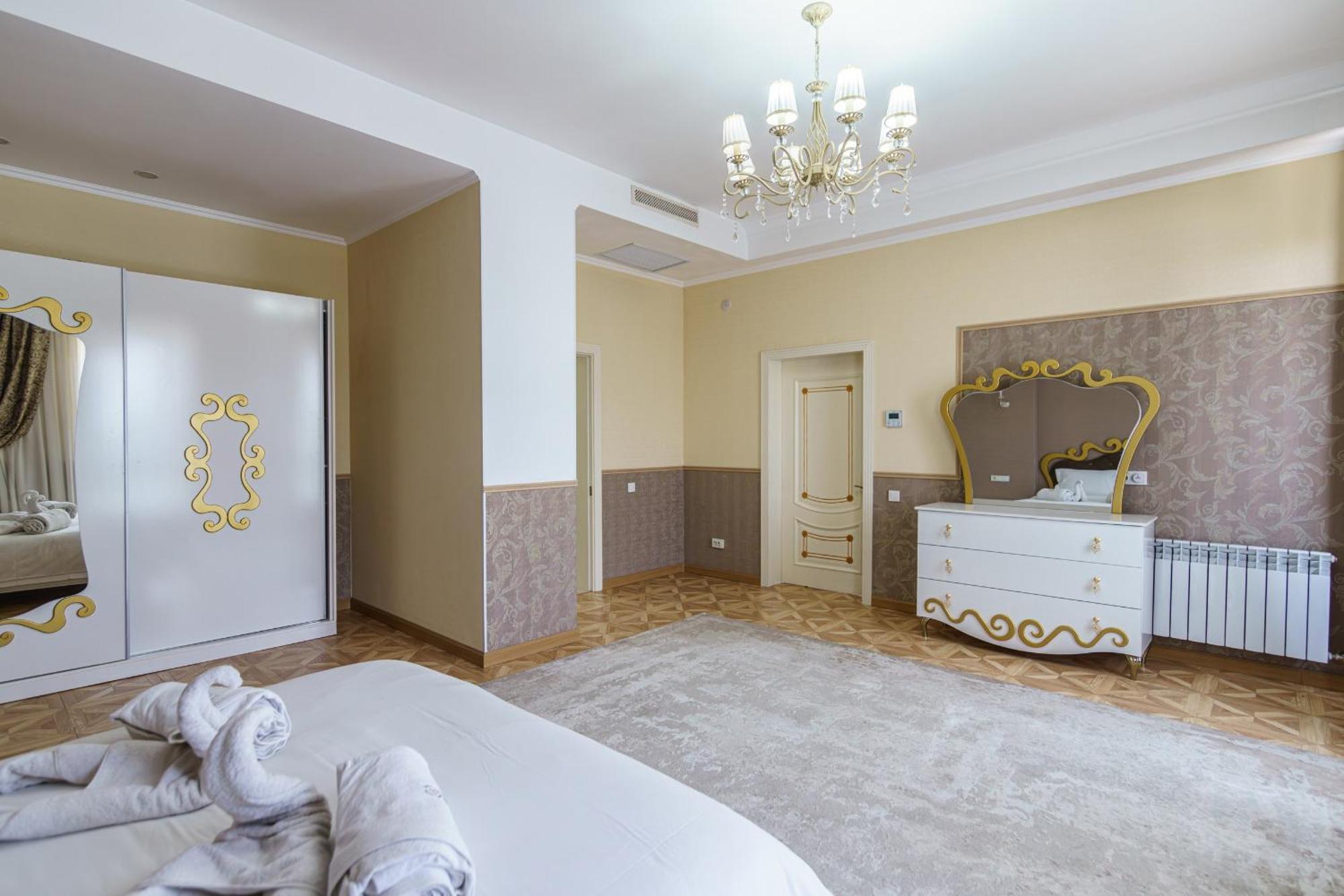 Park Hotel Al Bustan Шымкент Экстерьер фото